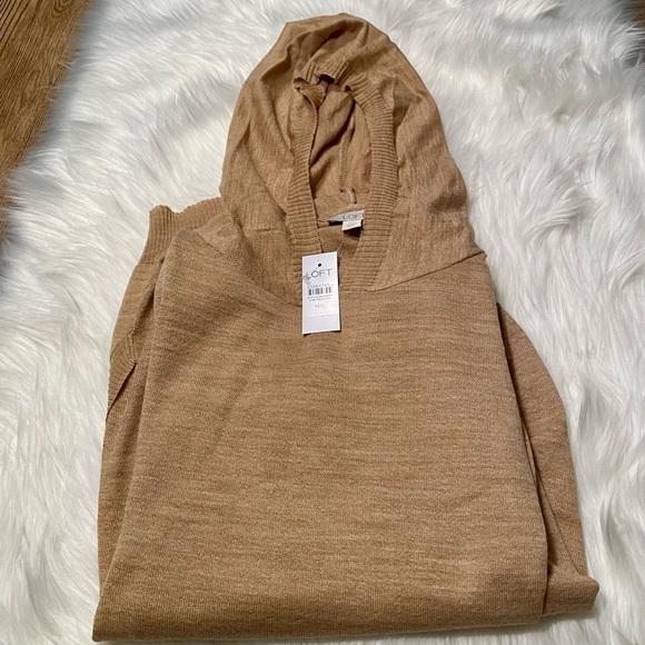 NWT Hoodie Poncho Desert Khaki M/L Neutral - Picture 6 of 13